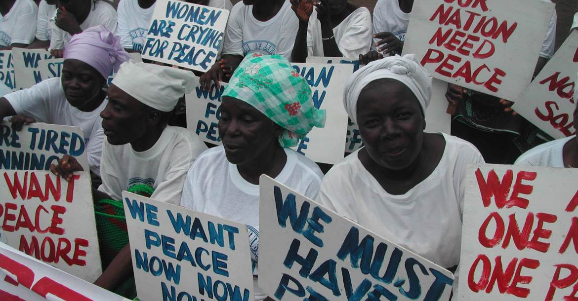 Libériai nők tüntetnek a békéért 